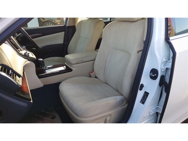 クラウン ロイヤルサルーン ETC レーンアシスト オートクルーズコントロール 衝突被害軽減システム バックカメラ ナビ TV アルミホイール オートマチックハイビーム オートライト LEDヘッドランプ AT スマートキー(17枚目)