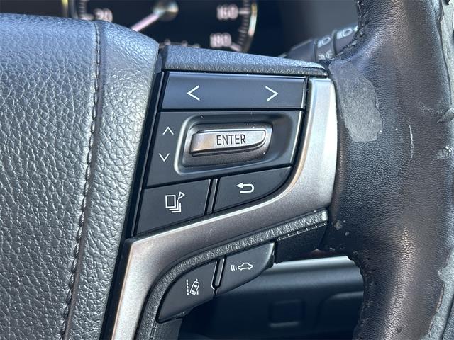 クラウン ロイヤルサルーン ETC レーンアシスト オートクルーズコントロール 衝突被害軽減システム バックカメラ ナビ TV アルミホイール オートマチックハイビーム オートライト LEDヘッドランプ AT スマートキー(47枚目)