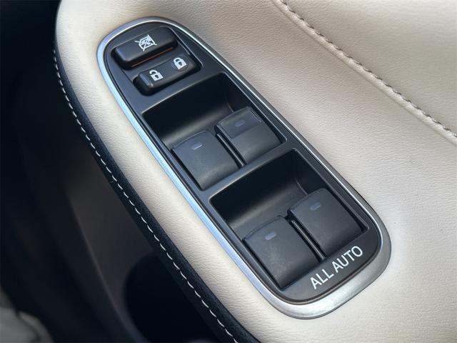 クラウン ロイヤルサルーン ETC レーンアシスト オートクルーズコントロール 衝突被害軽減システム バックカメラ ナビ TV アルミホイール オートマチックハイビーム オートライト LEDヘッドランプ AT スマートキー(50枚目)