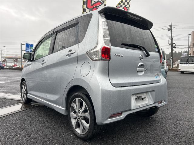 デイズ ハイウェイスター　Ｇ　ＥＴＣ　全周囲カメラ　ナビ　ＴＶ　オートライト　ＨＩＤ　エアロ　スマートキー　アイドリングストップ　電動格納ミラー　ベンチシート　ＣＶＴ　盗難防止システム　ＡＢＳ　ＣＤ　ミュージックプレイヤー接続可（18枚目）