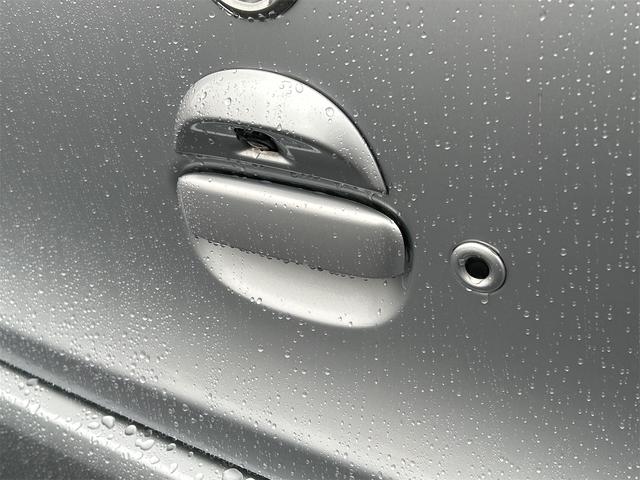 デイズ ハイウェイスター　Ｇ　ＥＴＣ　全周囲カメラ　ナビ　ＴＶ　オートライト　ＨＩＤ　エアロ　スマートキー　アイドリングストップ　電動格納ミラー　ベンチシート　ＣＶＴ　盗難防止システム　ＡＢＳ　ＣＤ　ミュージックプレイヤー接続可（24枚目）