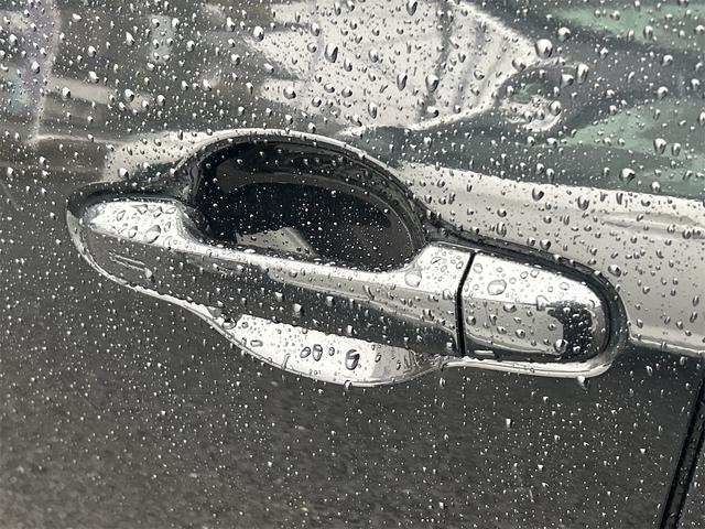 シエンタ ハイブリッドＧ　ＥＴＣ　バックカメラ　ナビ　ＴＶ　両側電動スライドドア　オートライト　スマートキー　電動格納ミラー　シートヒーター　後席モニター　ＣＶＴ　アルミホイール　Ｂｌｕｅｔｏｏｔｈ　盗難防止システム（24枚目）