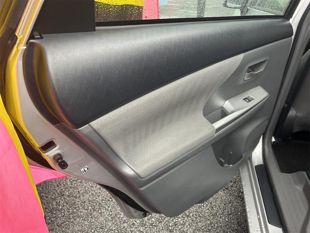 プリウスアルファ Ｓツーリングセレクション　ドライブレコーダー　ＥＴＣ　バックカメラ　ナビ　ＴＶ　アルミホイール　オートライト　ＬＥＤヘッドランプ　ヘッドライトウォッシャー　スマートキー　電動格納ミラー　ＣＶＴ　盗難防止システム　衝突安全ボディ（26枚目）