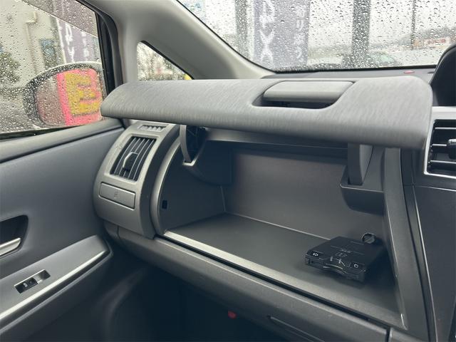 プリウスアルファ Ｓツーリングセレクション　ドライブレコーダー　ＥＴＣ　バックカメラ　ナビ　ＴＶ　アルミホイール　オートライト　ＬＥＤヘッドランプ　ヘッドライトウォッシャー　スマートキー　電動格納ミラー　ＣＶＴ　盗難防止システム　衝突安全ボディ（39枚目）