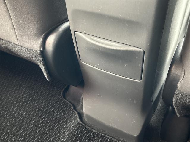 プリウスアルファ Ｓツーリングセレクション　ドライブレコーダー　ＥＴＣ　バックカメラ　ナビ　ＴＶ　アルミホイール　オートライト　ＬＥＤヘッドランプ　ヘッドライトウォッシャー　スマートキー　電動格納ミラー　ＣＶＴ　盗難防止システム　衝突安全ボディ（57枚目）