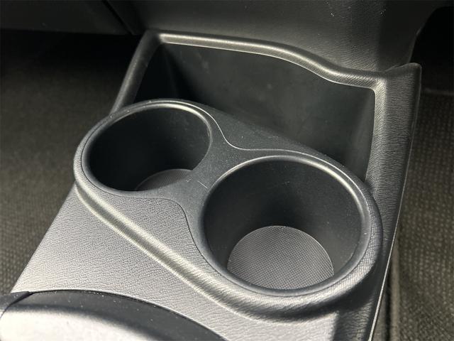 アクア Ｓ　ドライブレコーダー　ＥＴＣ　バックカメラ　ナビ　ＴＶ　オートライト　スマートキー　電動格納ミラー　ＣＶＴ　衝突安全ボディ　ＡＢＳ　ＥＳＣ　ＣＤ　ミュージックプレイヤー接続可　Ｂｌｕｅｔｏｏｔｈ（36枚目）