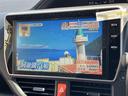 ノア ハイブリッドＳｉ　ダブルバイビー　ＬＥＤヘッドライト　クルコン　横滑り防止装置　盗難防止システム　エアバッグ　アルミ　メモリ－ナビ　スマキー　Ｗエアコン　ＡＢＳ　ナビ＆ＴＶ　デュアルエアバッグ　ＥＴＣ　ＤＶＤ　パワーウインドウ（6枚目）