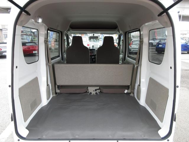 スクラム PA 5MT RS-Rローダウンスプリング 社外マフラー(純正マフラー有) アルトターボRS純正ENKEI15インチアルミホイール パイオニアディスプレイオーディオ DVD再生 Bluetooth 買取車(43枚目)