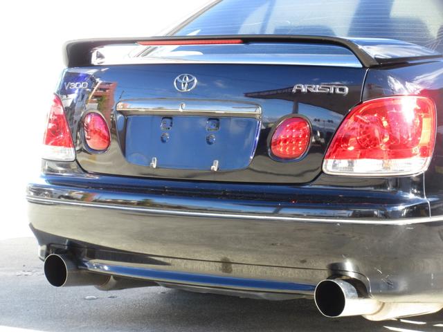 アリスト V300ベルテックスエディション 2JZツインターボ BLITZテクノスピード18インチアルミホイール BLITZ車高調 NUR-SPECマフラー GReddyブーストコントローラー APEXブースト計 サンルーフ レザーシート(8枚目)