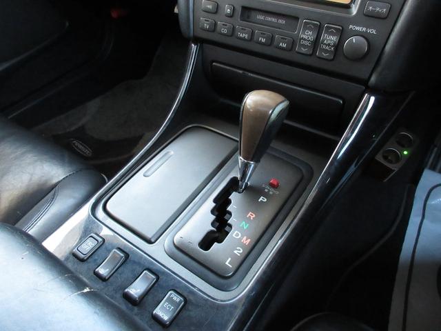 アリスト V300ベルテックスエディション 2JZツインターボ BLITZテクノスピード18インチアルミホイール BLITZ車高調 NUR-SPECマフラー GReddyブーストコントローラー APEXブースト計 サンルーフ レザーシート(17枚目)