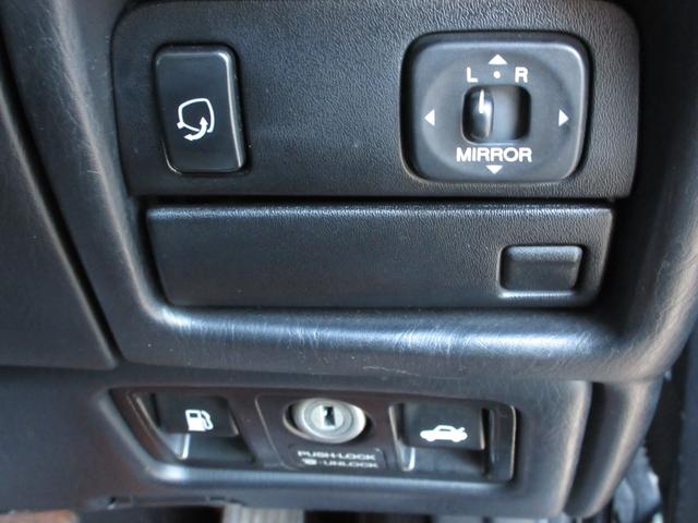 アリスト V300ベルテックスエディション 2JZツインターボ BLITZテクノスピード18インチアルミホイール BLITZ車高調 NUR-SPECマフラー GReddyブーストコントローラー APEXブースト計 サンルーフ レザーシート(24枚目)