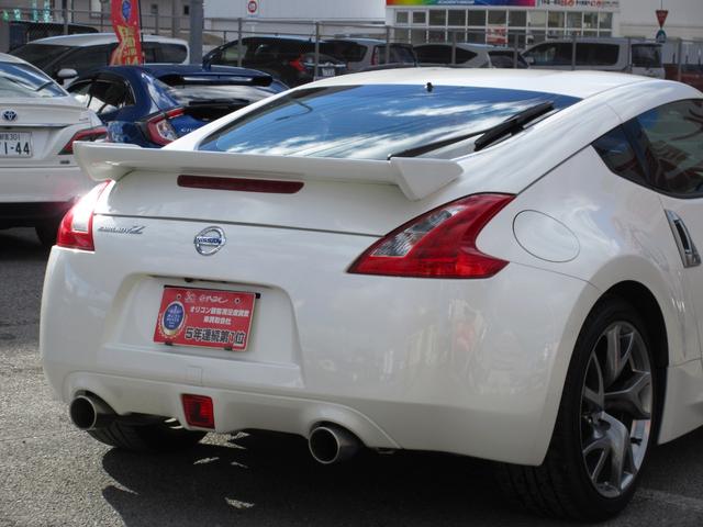 フェアレディＺ ベースグレード　中期型　６ＭＴ　当店買取車　バージョンＳ鍛造ＲＡＹＳ製１９インチアルミホイール　フジツボマフラー　車高調　Ｓ－ＴＵＮＥリアウイング　ナビＴＶ　Ｂｌｕｅｔｏｏｔｈオーディオ対応　バックカメラ　キセノン（7枚目）