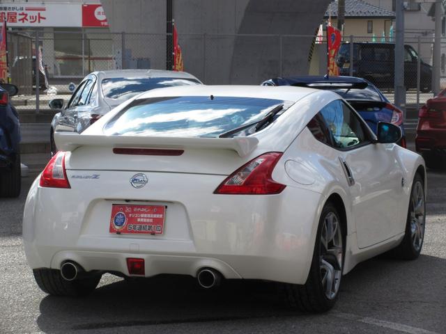 フェアレディＺ ベースグレード　中期型　６ＭＴ　当店買取車　バージョンＳ鍛造ＲＡＹＳ製１９インチアルミホイール　フジツボマフラー　車高調　Ｓ－ＴＵＮＥリアウイング　ナビＴＶ　Ｂｌｕｅｔｏｏｔｈオーディオ対応　バックカメラ　キセノン（22枚目）