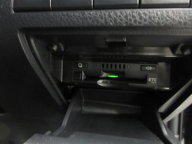 カムリ Gレザーパッケージ 衝突被害軽減 DVDプレーヤー LEDランプ ナビTV 横滑り防止 本革シート 電動シート 地デジTV イモビライザー エアバッグ キーフリー メモリ-ナビ オートクルーズ ABS ドライブレコーダ(14枚目)