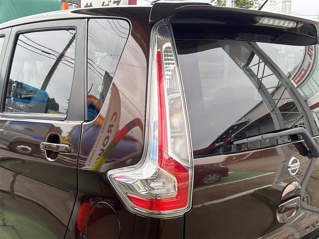 デイズ ハイウェイスター　Ｇターボ　ＥＴＣ　全周囲カメラ　ナビ　ＴＶ　オートマチックハイビーム　オートライト　ＨＩＤ　スマートキー　ベンチシート　ＣＶＴ　盗難防止システム　ＡＢＳ　ＥＳＣ　ＣＤ　ＤＶＤ再生　ＵＳＢ（18枚目）