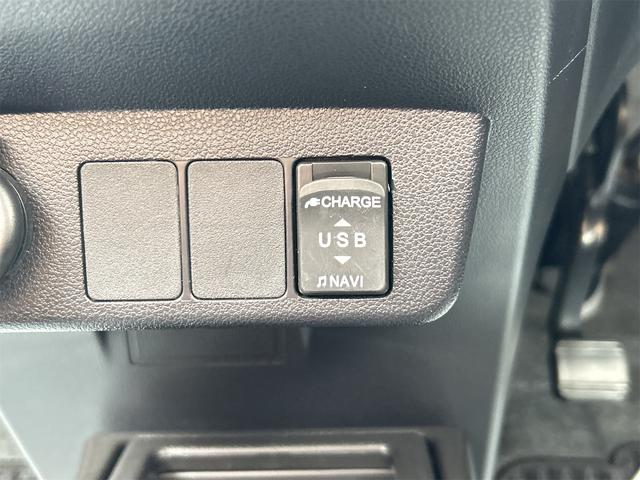 ご覧いただきありがとうございます♪気になったお車がありましたらお気軽にお電話をください♪