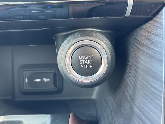 ハリアー Ｚ　レザーパッケージ　ドライブレコーダー　バックカメラ　クリアランスソナー　オートクルーズコントロール　レーンアシスト　衝突被害軽減システム　ナビ　ＴＶ　オートマチックハイビーム　オートライト　ＬＥＤヘッドランプ（8枚目）