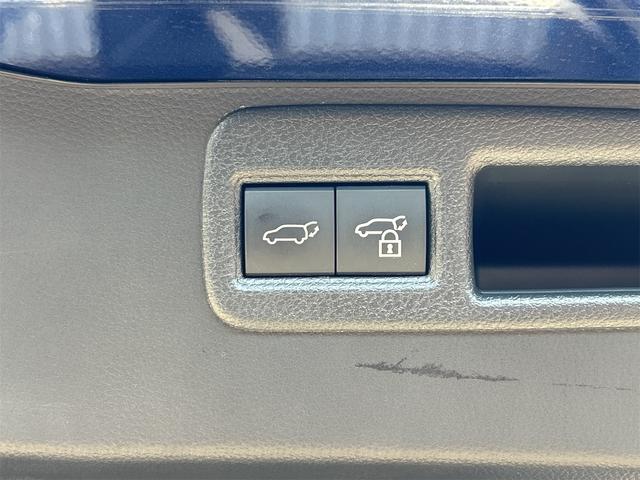 ハリアー Ｚ　レザーパッケージ　ドライブレコーダー　バックカメラ　クリアランスソナー　オートクルーズコントロール　レーンアシスト　衝突被害軽減システム　ナビ　ＴＶ　オートマチックハイビーム　オートライト　ＬＥＤヘッドランプ（10枚目）