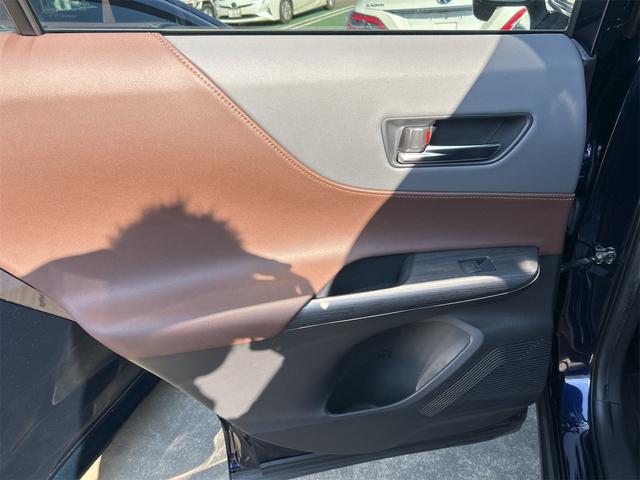 ハリアー Ｚ　レザーパッケージ　ドライブレコーダー　バックカメラ　クリアランスソナー　オートクルーズコントロール　レーンアシスト　衝突被害軽減システム　ナビ　ＴＶ　オートマチックハイビーム　オートライト　ＬＥＤヘッドランプ（36枚目）