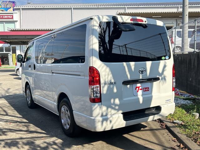 ハイエースバン 　ロングＧＬ　ＥＴＣ　バックカメラ　ナビ　ＴＶ　レーンアシスト　衝突被害軽減システム　両側スライドドア　オートマチックハイビーム　オートライト　キーレスエントリー　電動格納ミラー　ＡＴ　ＣＤ（17枚目）