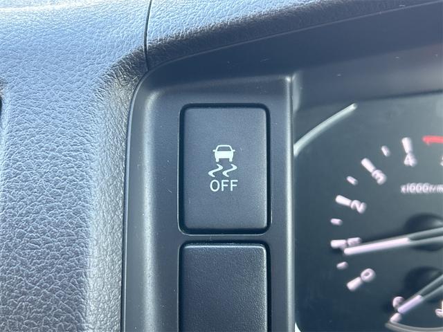 ハイエースバン 　ロングＧＬ　ＥＴＣ　バックカメラ　ナビ　ＴＶ　レーンアシスト　衝突被害軽減システム　両側スライドドア　オートマチックハイビーム　オートライト　キーレスエントリー　電動格納ミラー　ＡＴ　ＣＤ（31枚目）