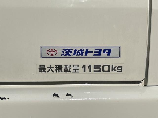 ハイエースバン 　ロングＧＬ　ＥＴＣ　バックカメラ　ナビ　ＴＶ　レーンアシスト　衝突被害軽減システム　両側スライドドア　オートマチックハイビーム　オートライト　キーレスエントリー　電動格納ミラー　ＡＴ　ＣＤ（34枚目）