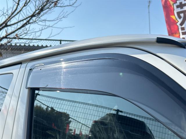 ハイエースバン 　ロングＧＬ　ＥＴＣ　バックカメラ　ナビ　ＴＶ　レーンアシスト　衝突被害軽減システム　両側スライドドア　オートマチックハイビーム　オートライト　キーレスエントリー　電動格納ミラー　ＡＴ　ＣＤ（48枚目）