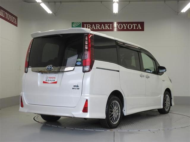 ノア ＳＩ　ダブルバイビー　ＥＴＣ　ＬＥＤヘッドライト　バックカメラ　フルセグＴＶ　両側パワースライドドア（3枚目）