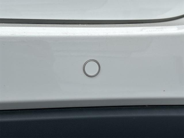 ヤリス ハイブリッドＸ　ＥＴＣ　全周囲カメラ　ナビ　オートクルーズコントロール　レーンアシスト　パークアシスト　衝突被害軽減システム　オートマチックハイビーム　オートライト　スマートキー（21枚目）
