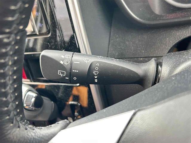 ルーミー カスタムＧ－Ｔ　ドライブレコーダー　ＥＴＣ　全周囲カメラ　ナビ　ＴＶ　両側電動スライドドア　クリアランスソナー　オートクルーズコントロール　衝突被害軽減システム　アルミホイール　オートマチックハイビーム　オートライト（44枚目）