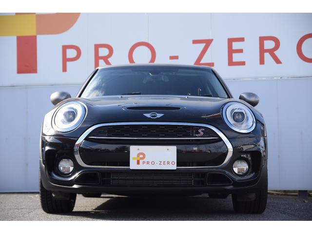 MINI クーパーS クラブマン ソナー LEDヘッド キーレス 記録簿 オートエアコン オートクルーズコントロール エアバッグ ESC カーテンエアバッグ Sキー HDDナビ パワーステアリング Aライト USB ナビ ABS(3枚目)