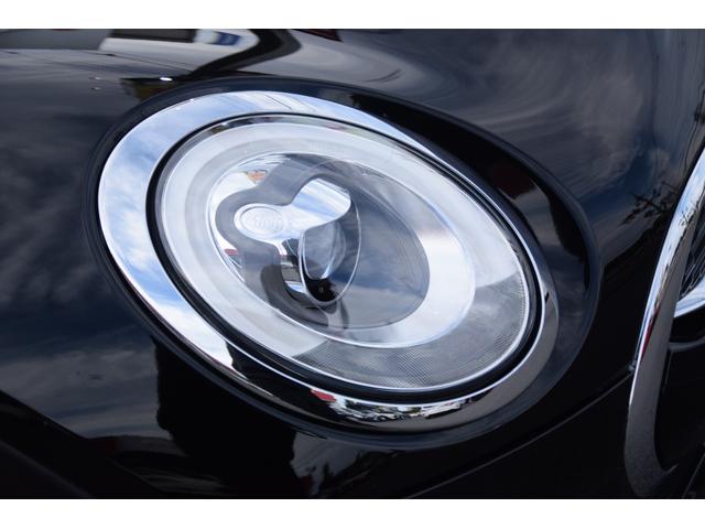 MINI クーパーS クラブマン ソナー LEDヘッド キーレス 記録簿 オートエアコン オートクルーズコントロール エアバッグ ESC カーテンエアバッグ Sキー HDDナビ パワーステアリング Aライト USB ナビ ABS(10枚目)