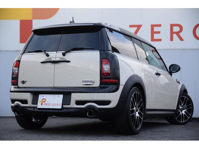 MINI クーパーS クラブマン JCWチューニングキット 黒革シート 整備記録簿 パワーウインドウ Wエアバック パワステ 運転席エアバッグ キーレスキー シートヒーター サイドエアバック フルオートエアコン ETC ABS ナビ(5枚目)