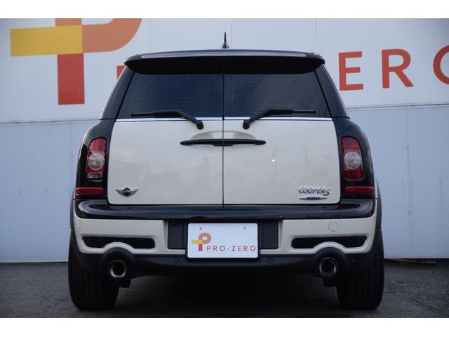 MINI クーパーS クラブマン JCWチューニングキット 黒革シート 整備記録簿 パワーウインドウ Wエアバック パワステ 運転席エアバッグ キーレスキー シートヒーター サイドエアバック フルオートエアコン ETC ABS ナビ(6枚目)