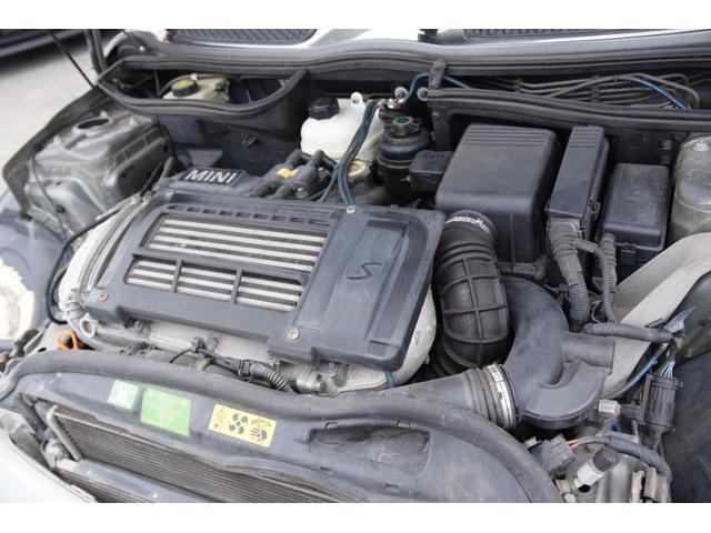 MINI クーパーS 助手席エアバッグ エアバッグ オートエアコン サイドエアバッグ 盗難防止装置 ABS パワーステアリング キーレス スーパーチャージャー ETC 記録簿 パワーウインドウ 1オーナー車(47枚目)