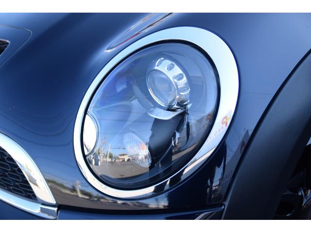 ＭＩＮＩ クーパーＳ　クラブマン　ハンプトン　オートエアコン　オートクルーズ　本革シート　キーレスエントリー　ＡＢＳ　ターボ付　前席シートヒーター　横滑り防止　盗難防止システム　記録簿　パワーウィンドウ　パワーステアリング　電格ミラー（12枚目）