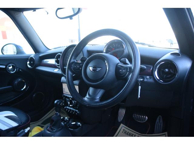 ＭＩＮＩ クーパーＳ　クラブマン　ハンプトン　オートエアコン　オートクルーズ　本革シート　キーレスエントリー　ＡＢＳ　ターボ付　前席シートヒーター　横滑り防止　盗難防止システム　記録簿　パワーウィンドウ　パワーステアリング　電格ミラー（33枚目）