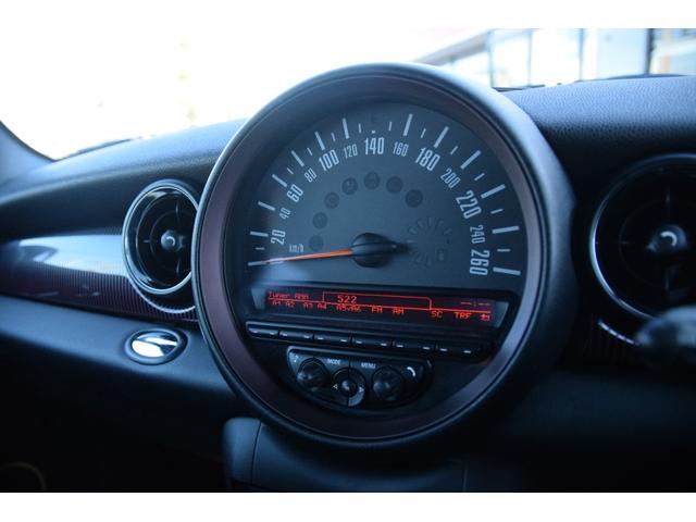 ＭＩＮＩ クーパーＳ　クラブマン　ハンプトン　オートエアコン　オートクルーズ　本革シート　キーレスエントリー　ＡＢＳ　ターボ付　前席シートヒーター　横滑り防止　盗難防止システム　記録簿　パワーウィンドウ　パワーステアリング　電格ミラー（48枚目）