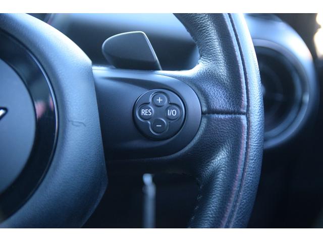 ＭＩＮＩ クーパーＳ　クラブマン　ハンプトン　オートエアコン　オートクルーズ　本革シート　キーレスエントリー　ＡＢＳ　ターボ付　前席シートヒーター　横滑り防止　盗難防止システム　記録簿　パワーウィンドウ　パワーステアリング　電格ミラー（52枚目）