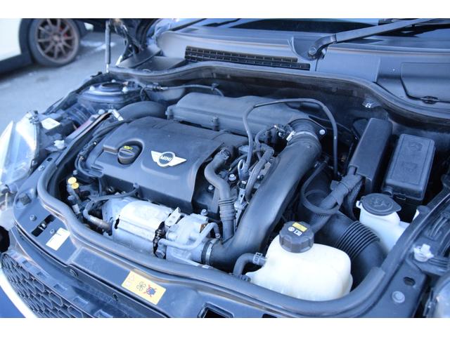 ＭＩＮＩ クーパーＳ　クラブマン　ハンプトン　オートエアコン　オートクルーズ　本革シート　キーレスエントリー　ＡＢＳ　ターボ付　前席シートヒーター　横滑り防止　盗難防止システム　記録簿　パワーウィンドウ　パワーステアリング　電格ミラー（61枚目）