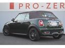 ＭＩＮＩ クーパーＳ　コンバーチブル　社外ＢＢＳアルミホイール・ビルシュタイン車高長・ＣＡＢＡＮＡシートカバー・社外サイドスカットル（6枚目）