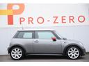 MINI クーパーS 助手席エアバッグ エアバッグ オートエアコン サイドエアバッグ 盗難防止装置 ABS パワーステアリング キーレス スーパーチャージャー ETC 記録簿 パワーウインドウ 1オーナー車(8枚目)