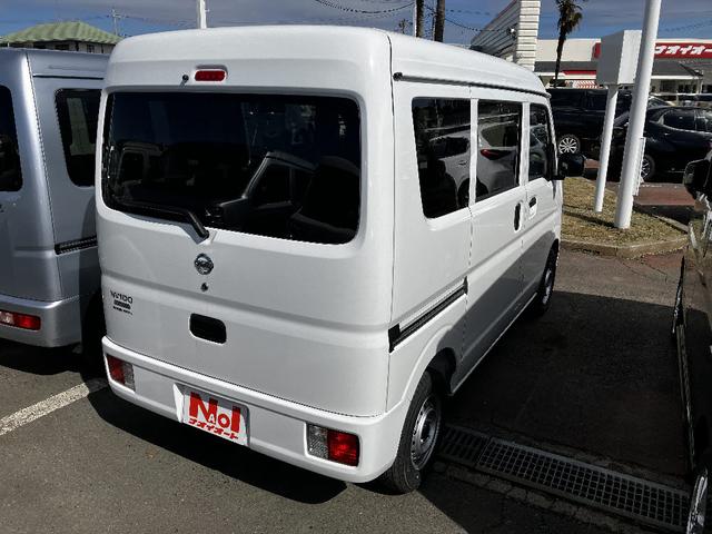 日産 ＮＶ１００クリッパーバン