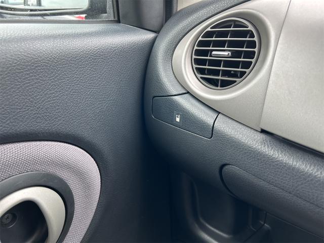 ミラジーノ ミニライト　キーレスエントリー　電動格納ミラー　ＡＴ　盗難防止システム　ＡＢＳ　ＣＤ　ＭＤ　アルミホイール　衝突安全ボディ　エアコン　パワーステアリング　パワーウィンドウ　運転席エアバッグ（39枚目）