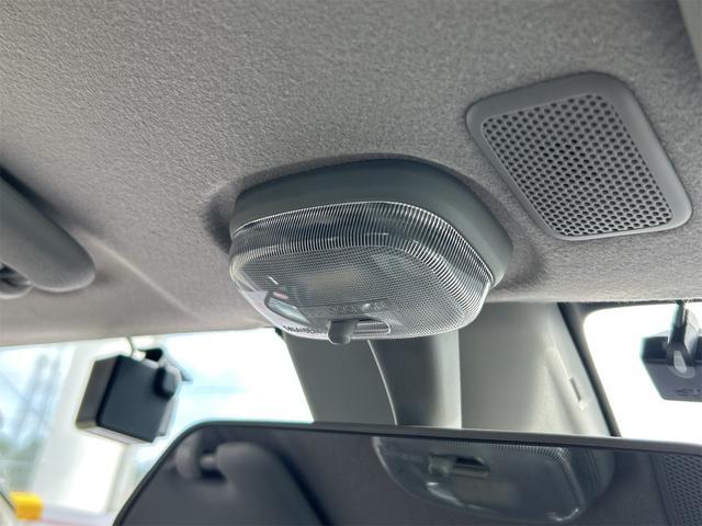 アルトターボＲＳ ベースグレード　ドライブレコーダー　ＥＴＣ　バックカメラ　ＴＶ　衝突被害軽減システム　オートライト　ＨＩＤ　スマートキー　アイドリングストップ　電動格納ミラー　シートヒーター　ＡＴ　盗難防止システム　ＡＢＳ　ＥＳＣ（48枚目）
