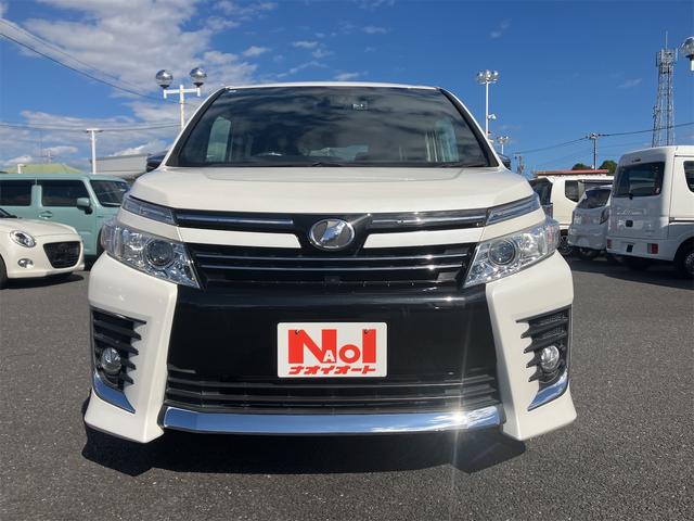 ヴォクシー ＺＳ　煌　Ｗエアバッグ　ＡＢＳ　プライバシーガラス　純正アルミ　純正ナビ　両側パワースライド　アイドリングストップ　ＥＴＣ（2枚目）