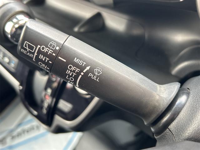 Ｎ－ＢＯＸカスタム Ｇ・Ｌパッケージ　バックカメラ　両側スライド・片側電動　ナビ　ＴＶ　オートライト　ＨＩＤ　スマートキー　アイドリングストップ　電動格納ミラー　ベンチシート　ＣＶＴ　盗難防止システム　ＡＢＳ　ＥＳＣ　ＣＤ　ＵＳＢ（9枚目）