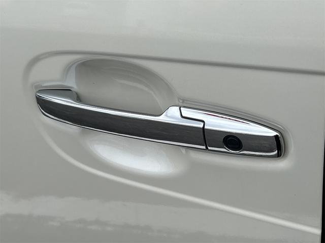 Ｎ－ＢＯＸカスタム Ｇ・Ｌパッケージ　バックカメラ　両側スライド・片側電動　ナビ　ＴＶ　オートライト　ＨＩＤ　スマートキー　アイドリングストップ　電動格納ミラー　ベンチシート　ＣＶＴ　盗難防止システム　ＡＢＳ　ＥＳＣ　ＣＤ　ＵＳＢ（31枚目）