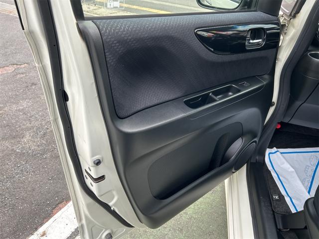 Ｎ－ＢＯＸカスタム Ｇ・Ｌパッケージ　バックカメラ　両側スライド・片側電動　ナビ　ＴＶ　オートライト　ＨＩＤ　スマートキー　アイドリングストップ　電動格納ミラー　ベンチシート　ＣＶＴ　盗難防止システム　ＡＢＳ　ＥＳＣ　ＣＤ　ＵＳＢ（33枚目）