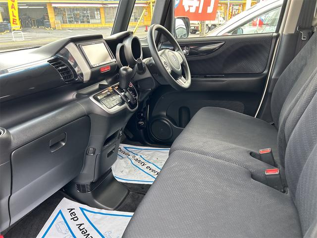 Ｎ－ＢＯＸカスタム Ｇ・Ｌパッケージ　バックカメラ　両側スライド・片側電動　ナビ　ＴＶ　オートライト　ＨＩＤ　スマートキー　アイドリングストップ　電動格納ミラー　ベンチシート　ＣＶＴ　盗難防止システム　ＡＢＳ　ＥＳＣ　ＣＤ　ＵＳＢ（34枚目）